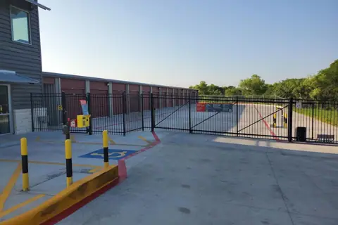 Public Storage photo 3
