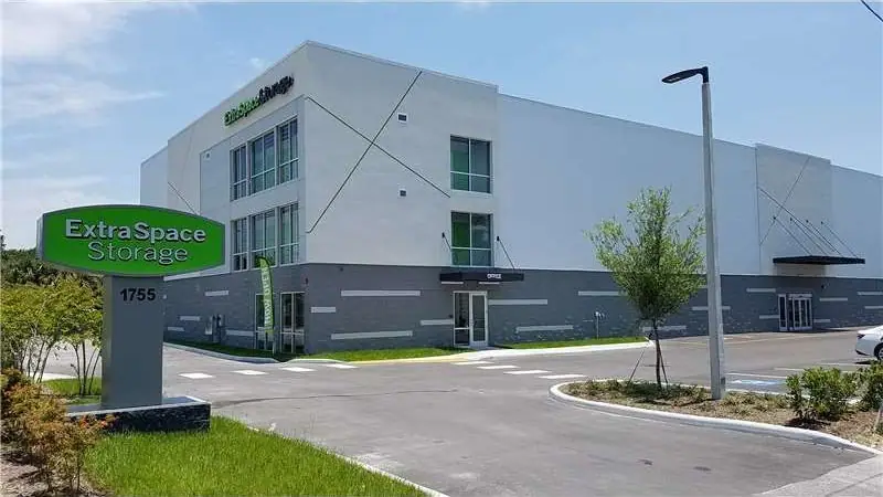 Extra Space Storage, RV storage in Brandon