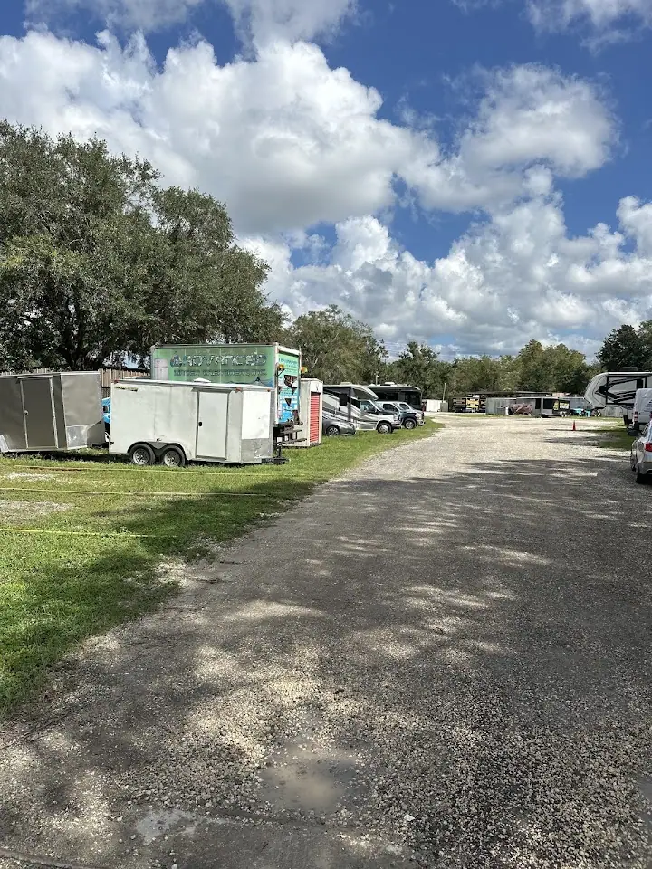 SOS Storage, RV storage in Lutz