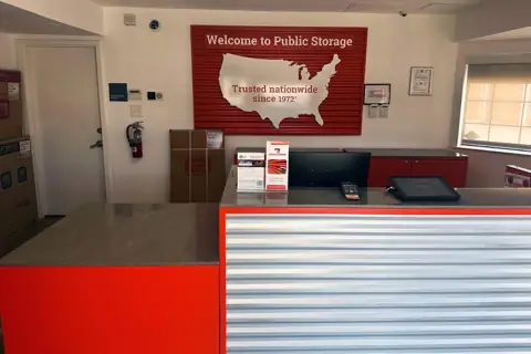 Public Storage photo 3