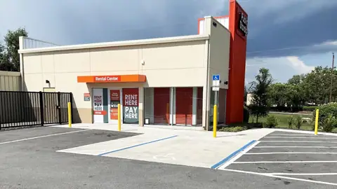 Public Storage photo 2