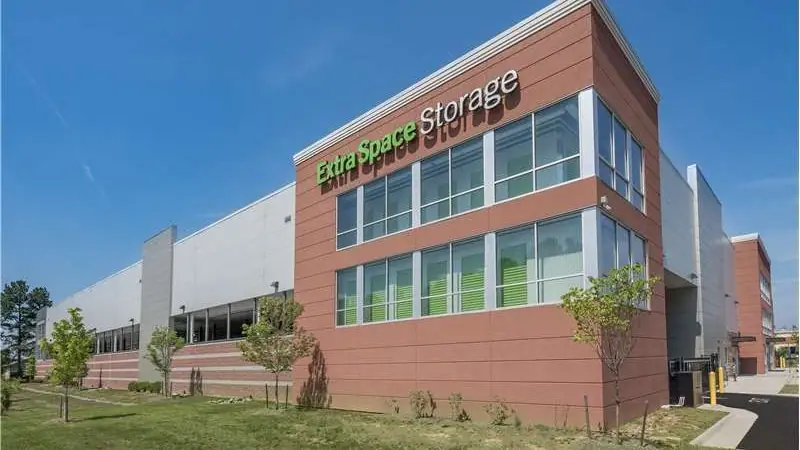 Extra Space Storage, RV storage in Sterling
