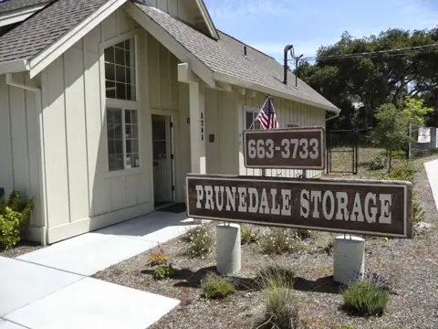 Prunedale Self Storage photo 2