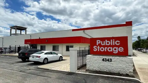 Public Storage in Baltimore, MD