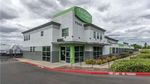Extra Space Storage in Sacramento, CA