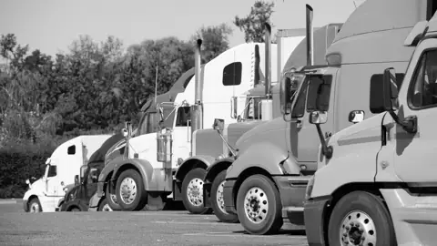 YardCo Truck Parking in Orlando, FL