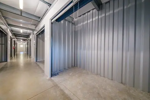 601 Self Storage photo 3