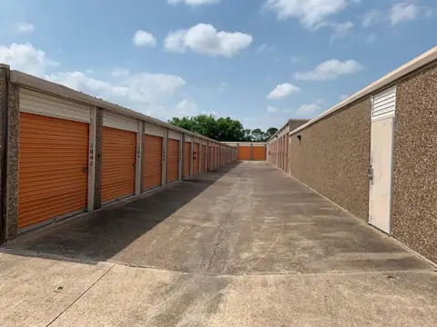 Public Storage photo 2