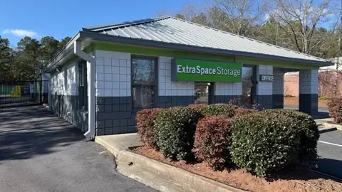 Extra Space Storage in Alpharetta, GA
