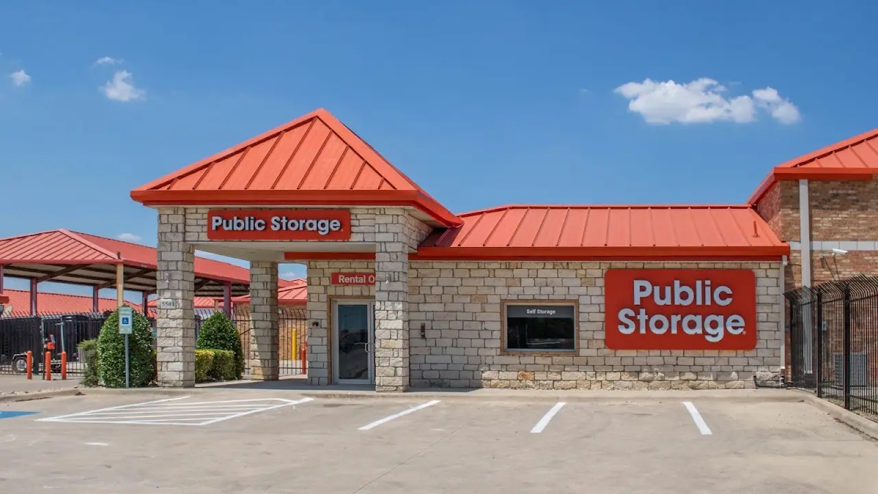 Public Storage, RV storage in Watauga