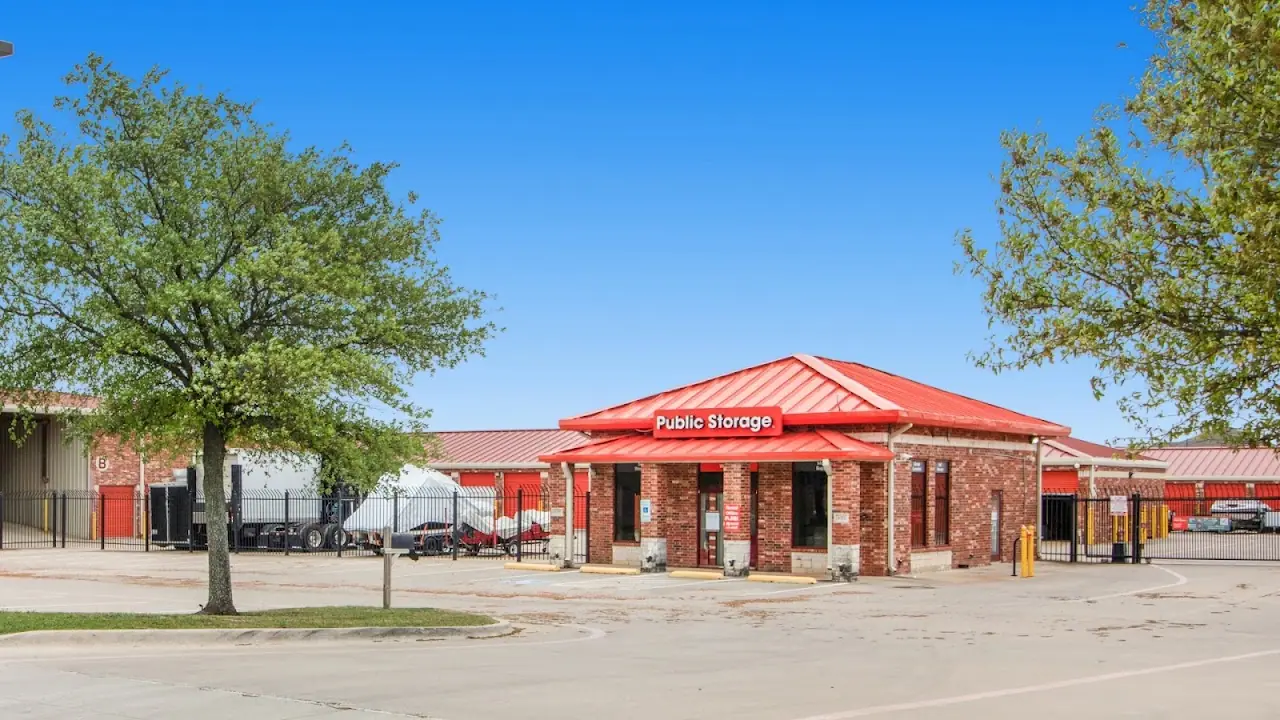 Public Storage, RV storage in Fort Worth