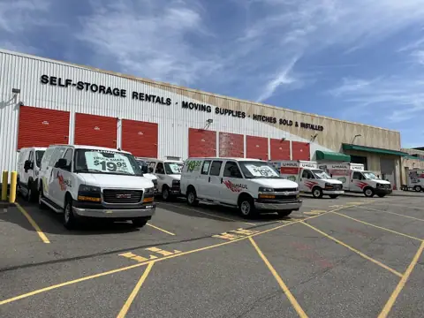 Self-Storage at U-Haul in Hartford, CT