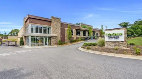 Extra Space Storage in Roswell, GA