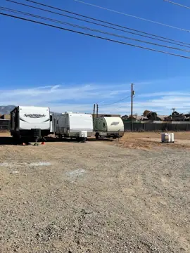 Pan American Fwy Vehicle Storage photo 2