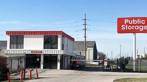 Public Storage photo 2