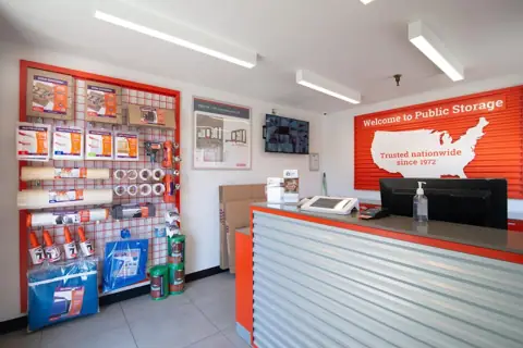 Public Storage photo 3