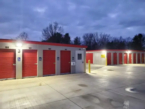Storage Red-(Ashland) in Ashland, OH