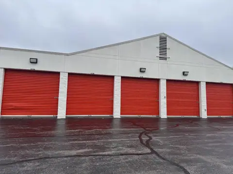 Public Storage photo 2