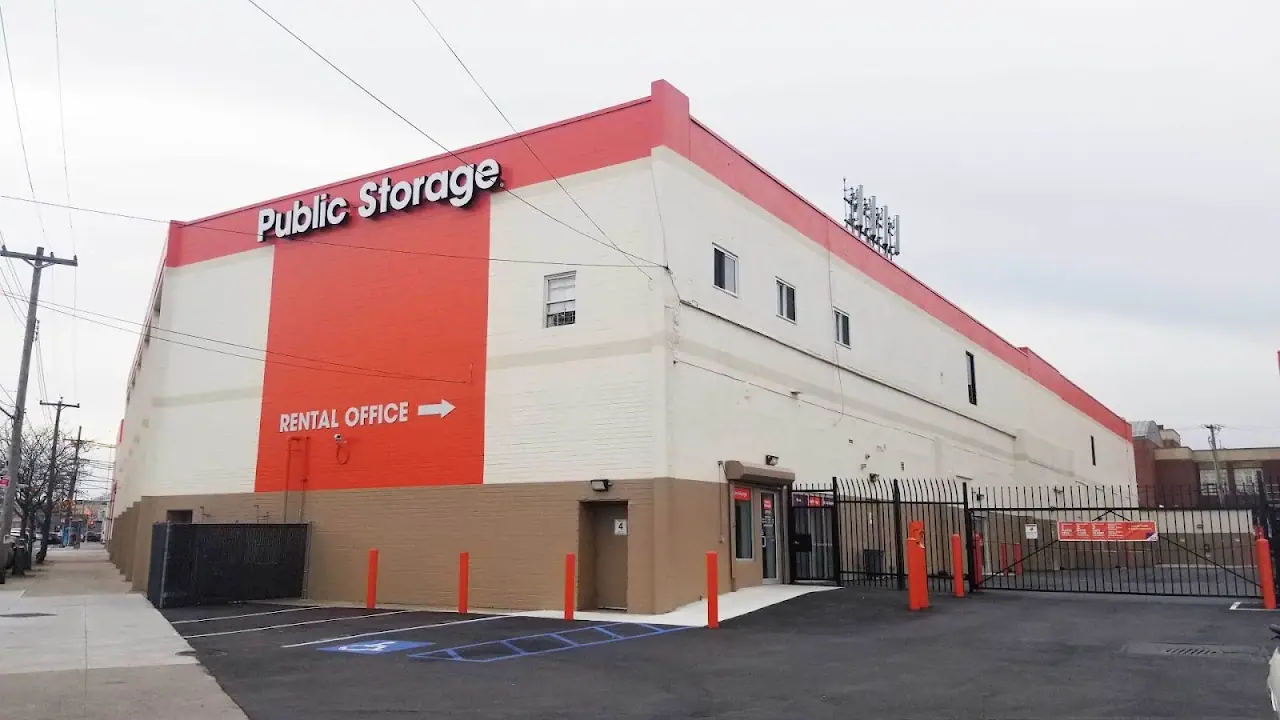 Public Storage, RV storage in Brooklyn