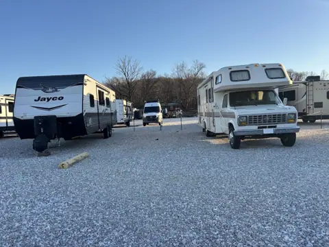 Bentonville Parking and Storage in Bentonville, AR