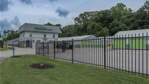 Extra Space Storage in Pasadena, MD