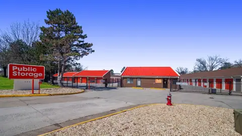 Public Storage in Herndon, VA