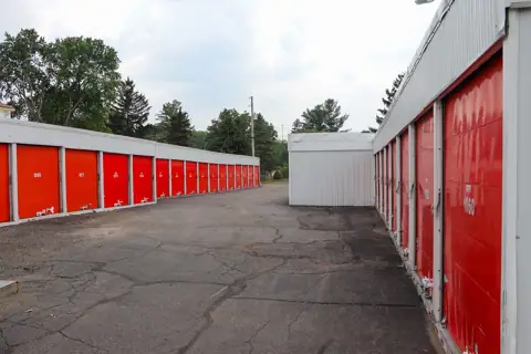 Self-Storage at U-Haul in Lansing, MI