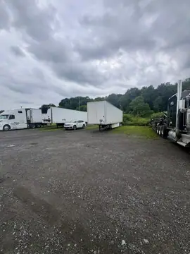 On Route Storage Parking in Taylor, PA
