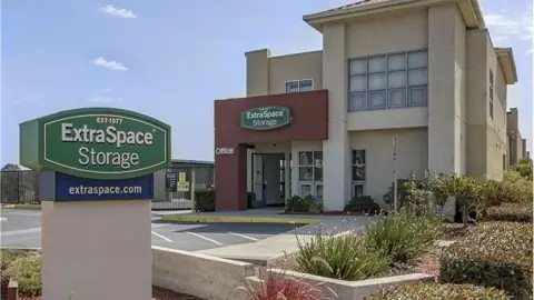 Extra Space Storage in Menlo Park, CA