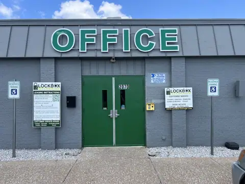Lockbox Storage - Davenport in Davenport, IA