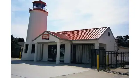Public Storage in Virginia Beach, VA