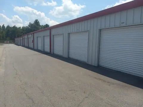Mini Mall Storage - Clarksville in Clarksville, AR