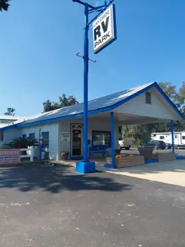 Lakeside Travel RV Park in Tallahassee, FL