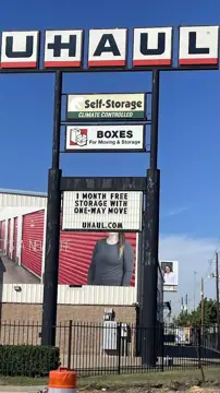 U-Haul Moving & Storage at W Kingsley Rd in Dallas, TX