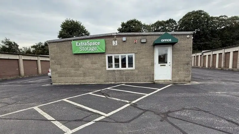 Extra Space Storage, RV storage in West Warwick