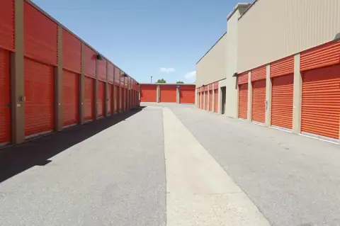 Public Storage photo 2