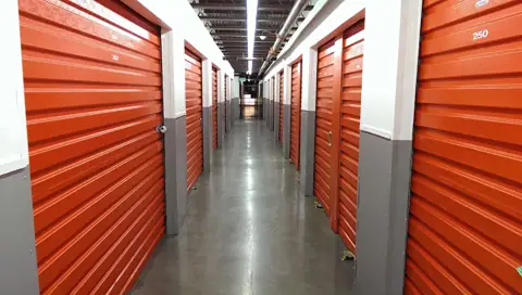 Self-Storage at U-Haul in Westminster, CA