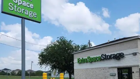 Extra Space Storage in San Antonio, TX