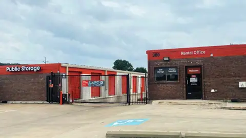Public Storage photo 2