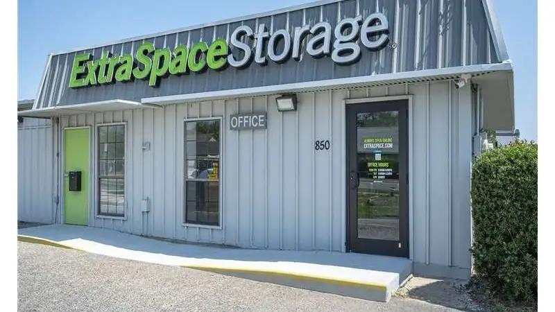Extra Space Storage, RV storage in Destin