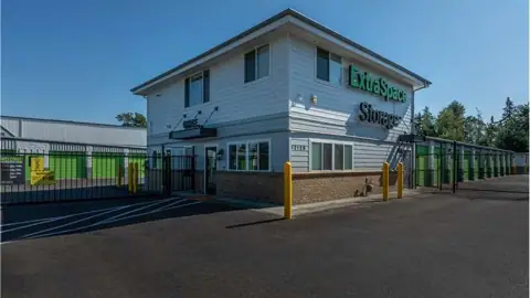 Extra Space Storage in Lakewood, WA