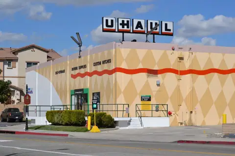 Self-Storage at U-Haul in Tustin, CA