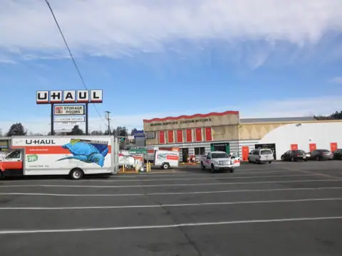 Self-Storage at U-Haul in Tigard, OR