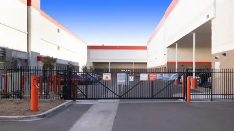 Public Storage in Sherman Oaks, CA