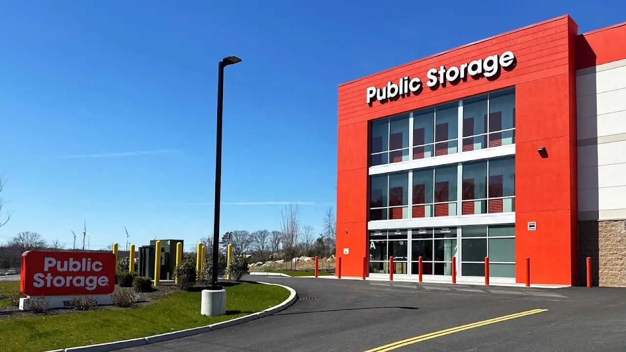 Public Storage, RV storage in Johnston