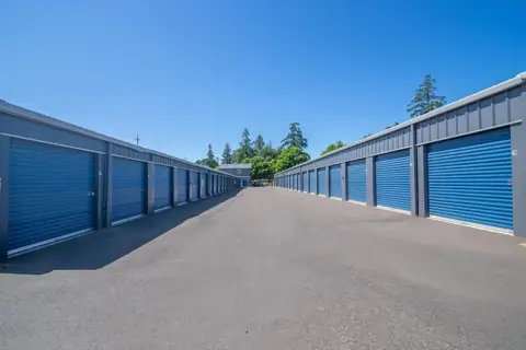 Public Storage photo 2