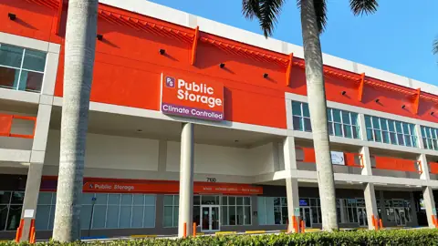 Public Storage in Miami, FL