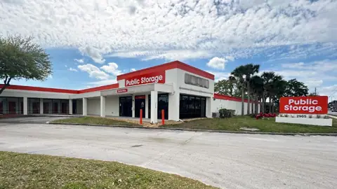 Public Storage in Sanford, FL