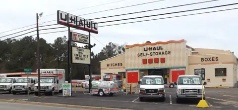Self-Storage at U-Haul in Dothan, AL