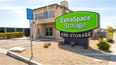 Extra Space Storage in Lancaster, CA